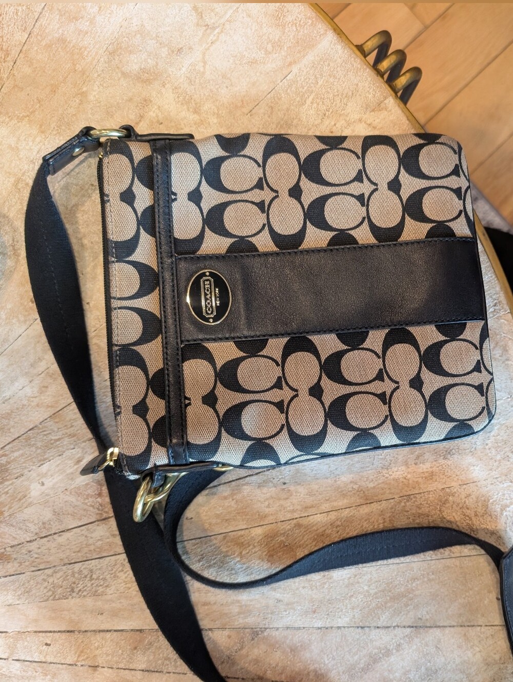 Coach Men's Signature Canvas Messenger in Khaki and Black